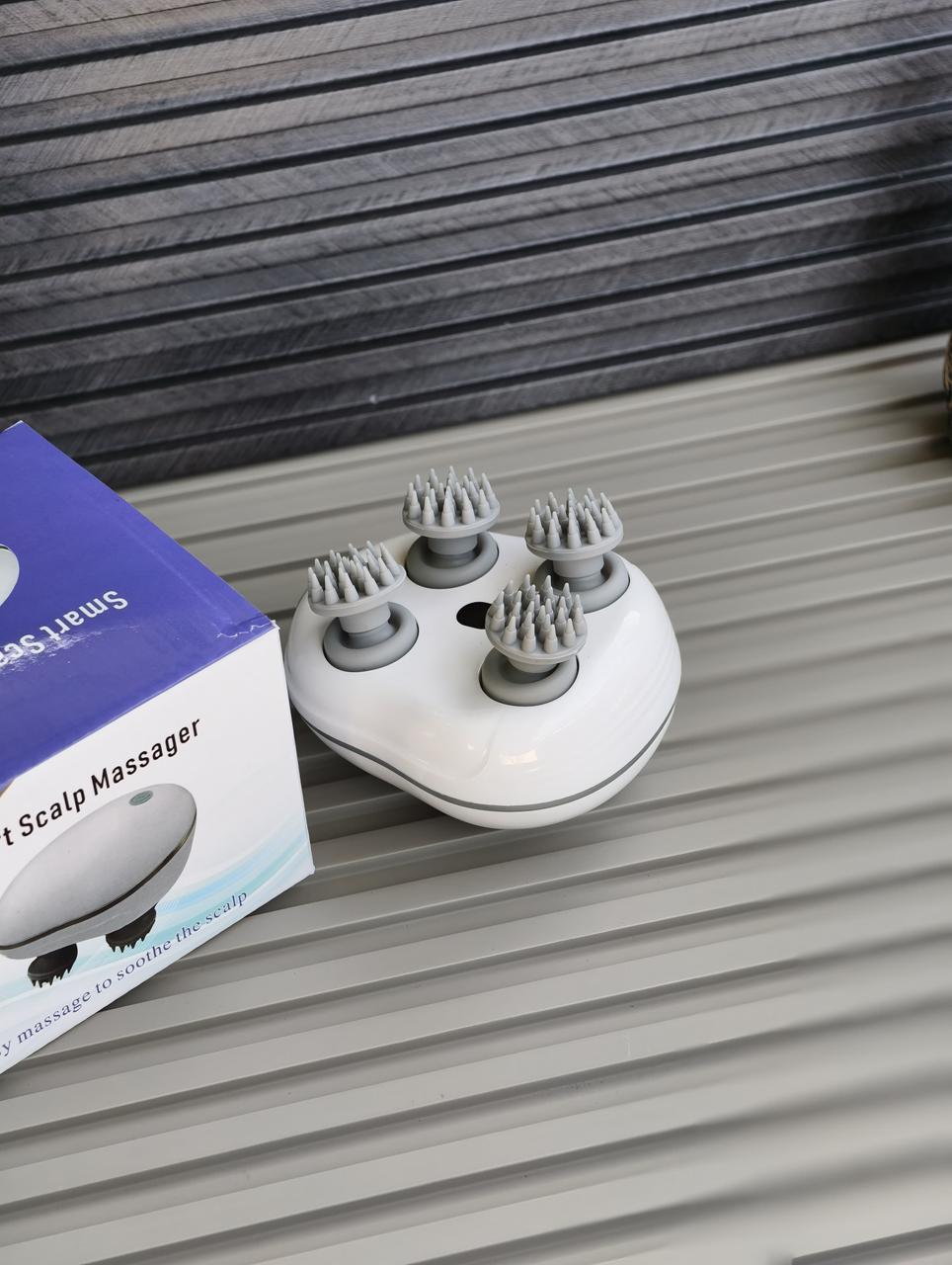 SCALP MASSAGER