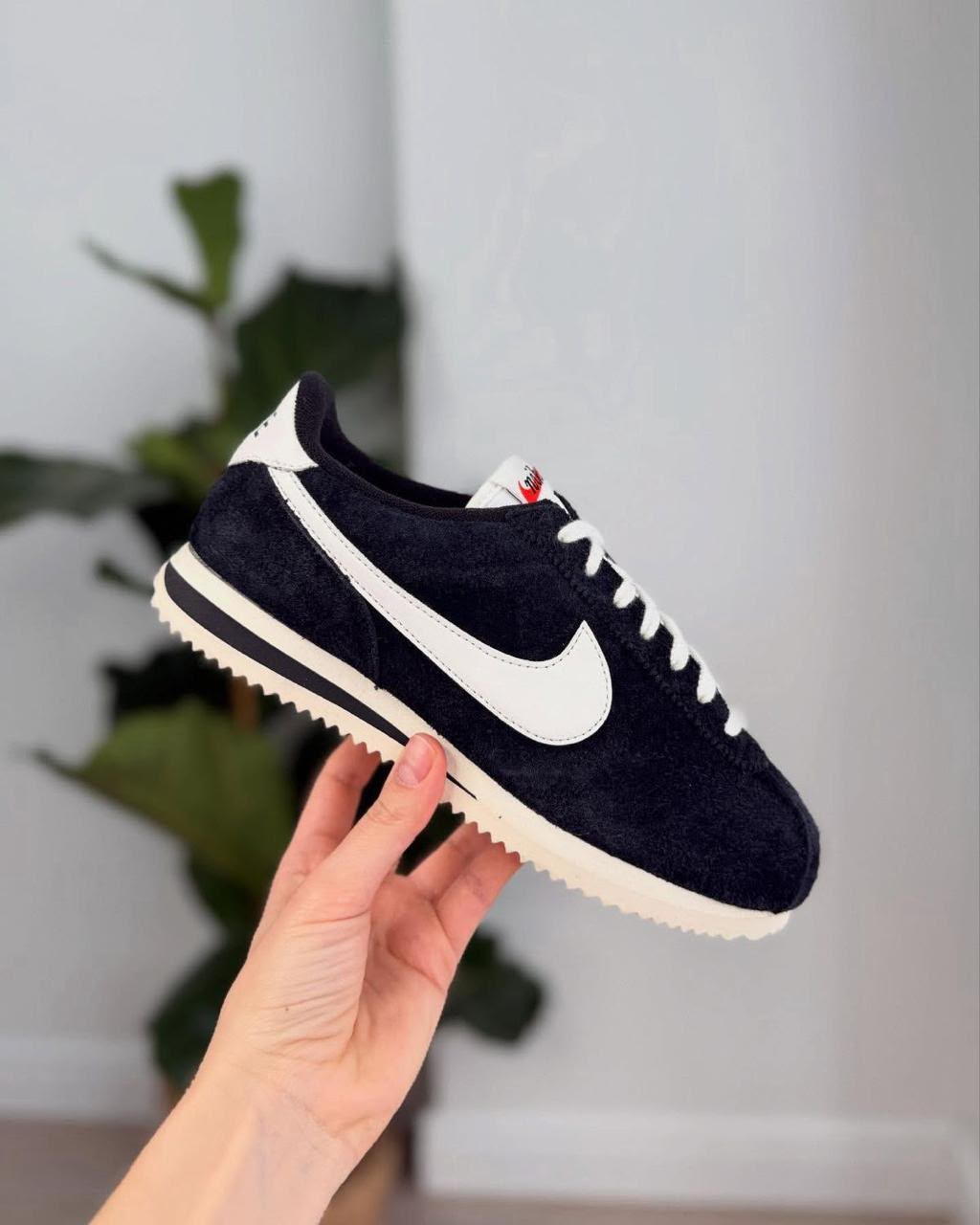 NIKE CORTEZ