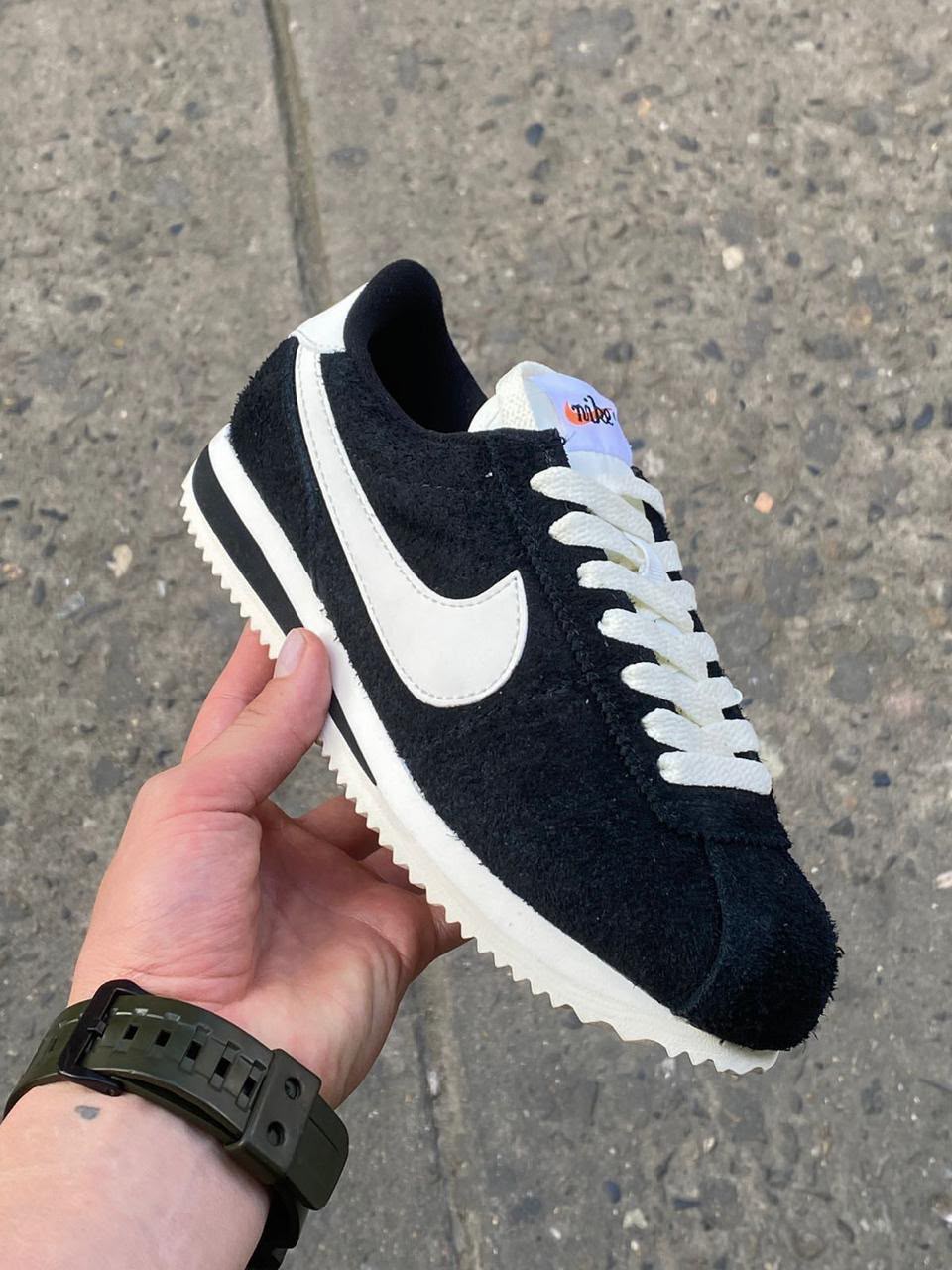 NIKE CORTEZ